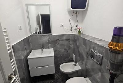 Apartament cu 4 camere decomandat în Central - 5