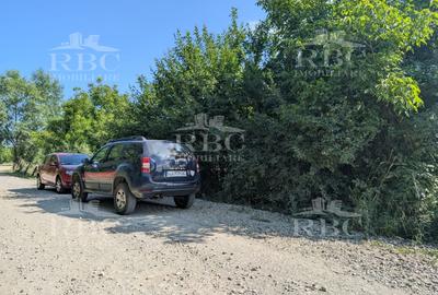 Teren intravilan 4600 mp cu front de 25 m pe strada Odobesti - 2