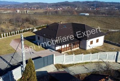 Casa de vanzare in comuna Albe?tii de Arge?, sat Dobro?u, jude? Arge?. - 3