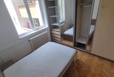 Apartament cu 2 camere decomandat în Plopilor