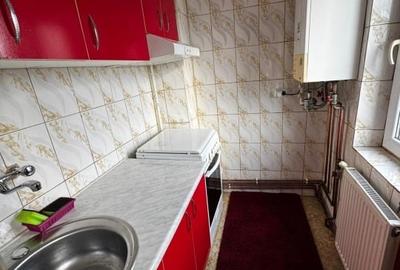 Apartament cu 2 camere semidecomandat, mobilat în 9 Mai - 2