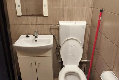 Inchiriez garsoniera strada Comuna din Paris - 1