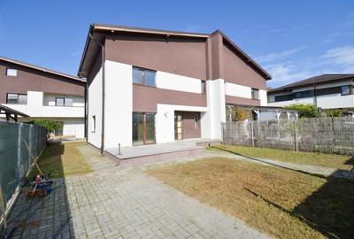 Casă cu 4 camere cu Teren 275 Mp în Clinceni