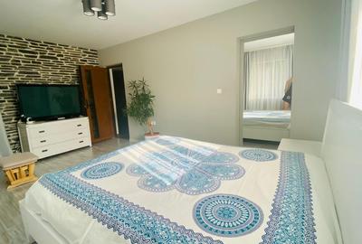 Duplex cu 6 camere cu Canalizare în Central - 9