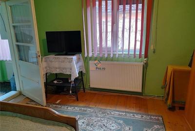 Casă cu 5 camere cu Teren 1350 Mp în Central - 4