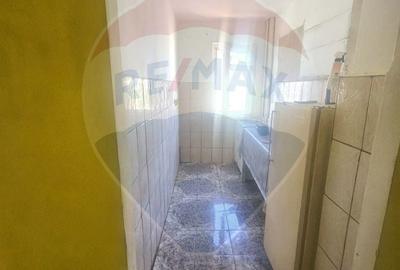 Apartament cu 2 camere decomandat în Central - 12