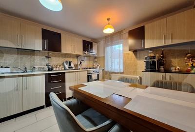 Apartament de vanzare, cu 2 camere, spatios, zona Aradului - 8