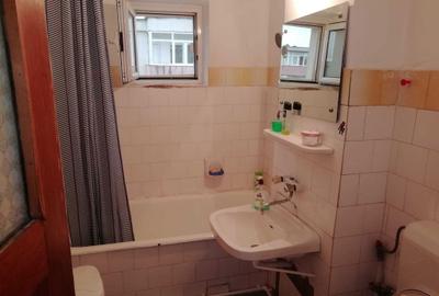 Apartament cu 3 camere decomandat în Bere - 1