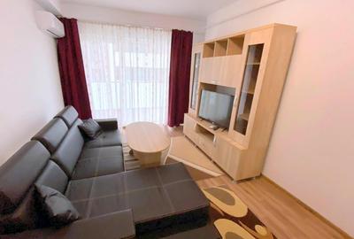 Apartament cu 2 camere semidecomandat, mobilat în Central