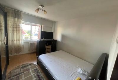 Apartament cu 3 camere decomandat în Sărari - 16