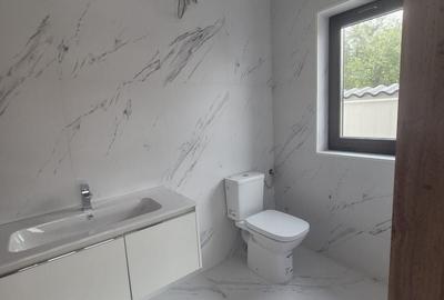 Casă individuală cu 5 camere cu Canalizare în 1 Decembrie 1918 - 24