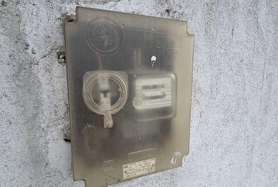 Casă cu 4 camere cu Teren 200 Mp în Central - 2