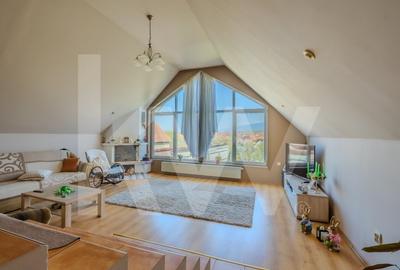Casa deosebita in Avrig - Central, cu livada, gradina si vedere spre munti - 3
