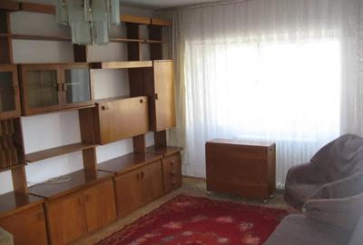 Apartament cu 3 camere, decomandat, Alexandru cel Bun - 3