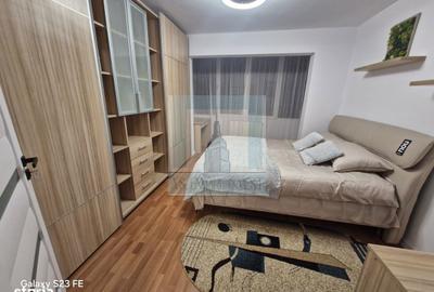 Apartament cu 3 camere semidecomandat, mobilat în Astra - 1