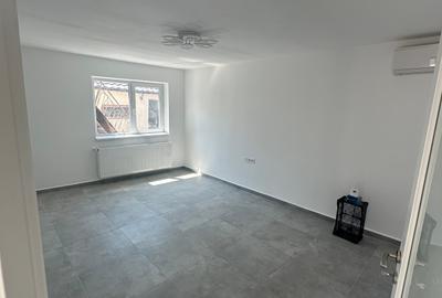 Casă cu 6 camere cu Teren 632 Mp în Palazu Mare - 8