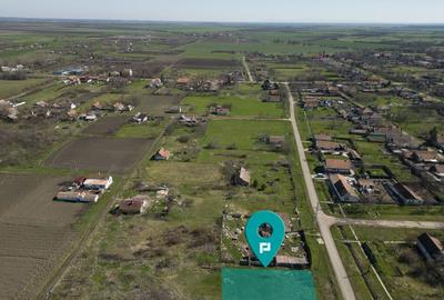 Teren intravilan de 1400 mp in Battonya - 1