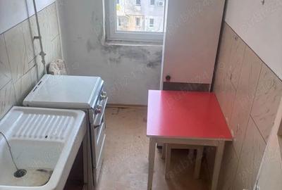 Apartament cu 2 camere în Viziru 3
