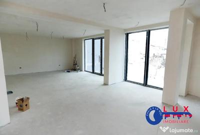 Spațiu comercial, de 69 mp, în Central - 1
