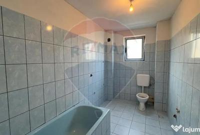 Casă cu 20 camere cu Teren 4563 Mp în Bughea de Sus - 6