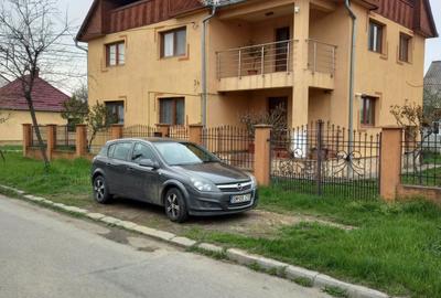 Casă cu 4 camere în Exterior Vest - 2