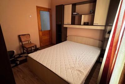 Apartament cu 2 camere decomandat în C5 - 6