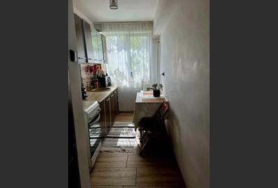 Apartament Ploiești, zona Central : 45m², 2 camere - 69900€ - 4