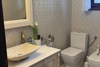 Casă cu 5 camere cu Teren 433 Mp în Central - 8