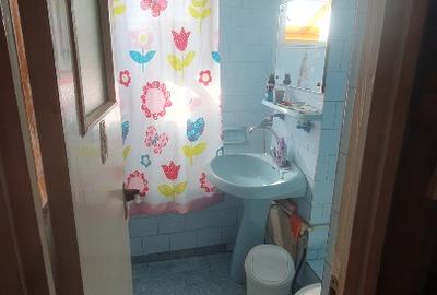 Apartament cu 3 camere decomandat în Km 4-5 - 4
