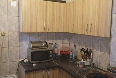 Apartament cu 3 camere semidecomandat în Ciupercenii Vechi - 4