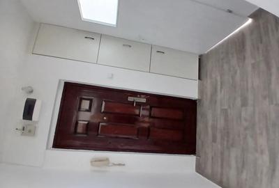 Inchiriez apartament. - 2