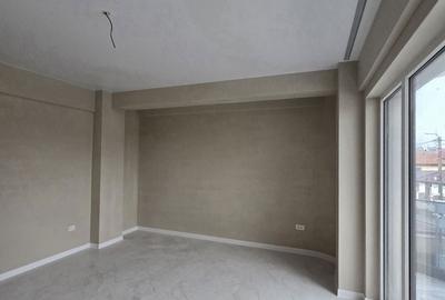 Apartament cu 2 camere decomandat în Palazu Mare - 8