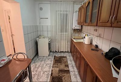 Apartament cu 2 camere decomandat în Petros - 3