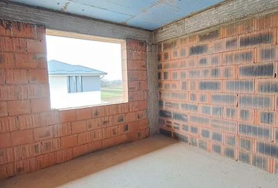 Casă individuală cu 4 camere cu Canalizare în Dragomirești-Vale - 9