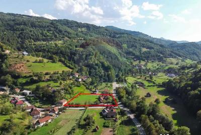 Casă cu 4 camere cu Teren 4177 Mp în Munteni - 1