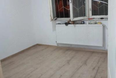 Ap 3 cam decomandat-zona Lipovei-RENOVAT - 3