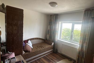 Apartament cu 3 camere decomandat în Central - 3