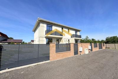 Duplex cu 4 camere cu Canalizare în Utvin - 1