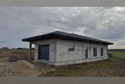 Casă cu Teren 569 Mp în Nojorid - 3