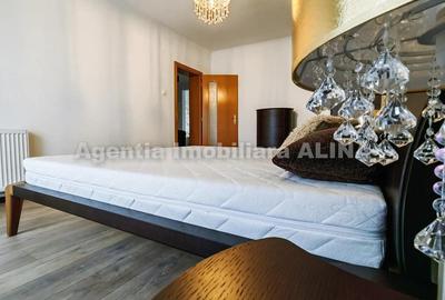 Apartament 4 camere in Simeria, zona centrala, 95 mp, decomandat, etaj 4 - 16