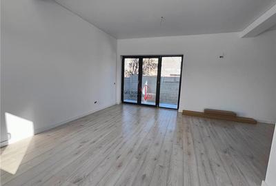 Duplex cu 4 camere cu Canalizare în Prelungirea Ghencea - 6