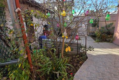 CASĂ DE VÂNZARE CU 4 CAMERE IN ZONA BUCUREȘTI-NOI SEC.1 - 10