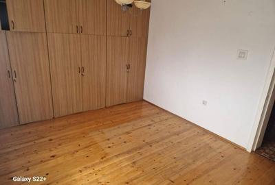 Casă cu 4 camere în Central - 4