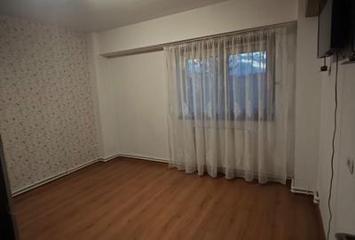 Apartament cu 3 camere decomandat în Fălticeni - 3