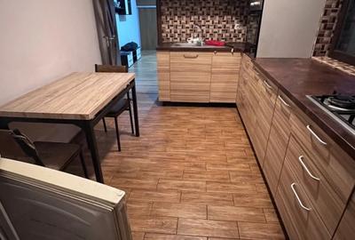 Apartament cu 2 camere semidecomandat, mobilat în Berceni - 1
