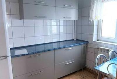 Apartament cu 3 camere decomandat în Tineretului - 2