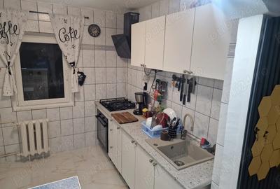 Apartament cu 2 camere decomandat în Crângași - 9