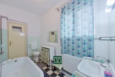 Apartament Ultracentral cu 3 camere, în stil Bauhaus, in Arad Apartament Ultracentral cu 3 camere, în stil Bauhaus, in Arad - 18