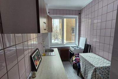 Apartament cu 2 camere - piata Romana - 5