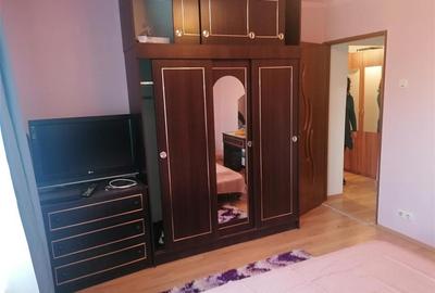 Apartament cu 2 camere decomandat în Vlădeasa - 3